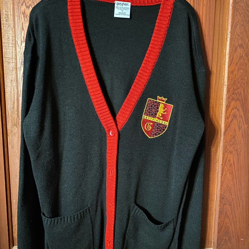 Harry Potter Gryffindor Cardigan Sweater XL NEW